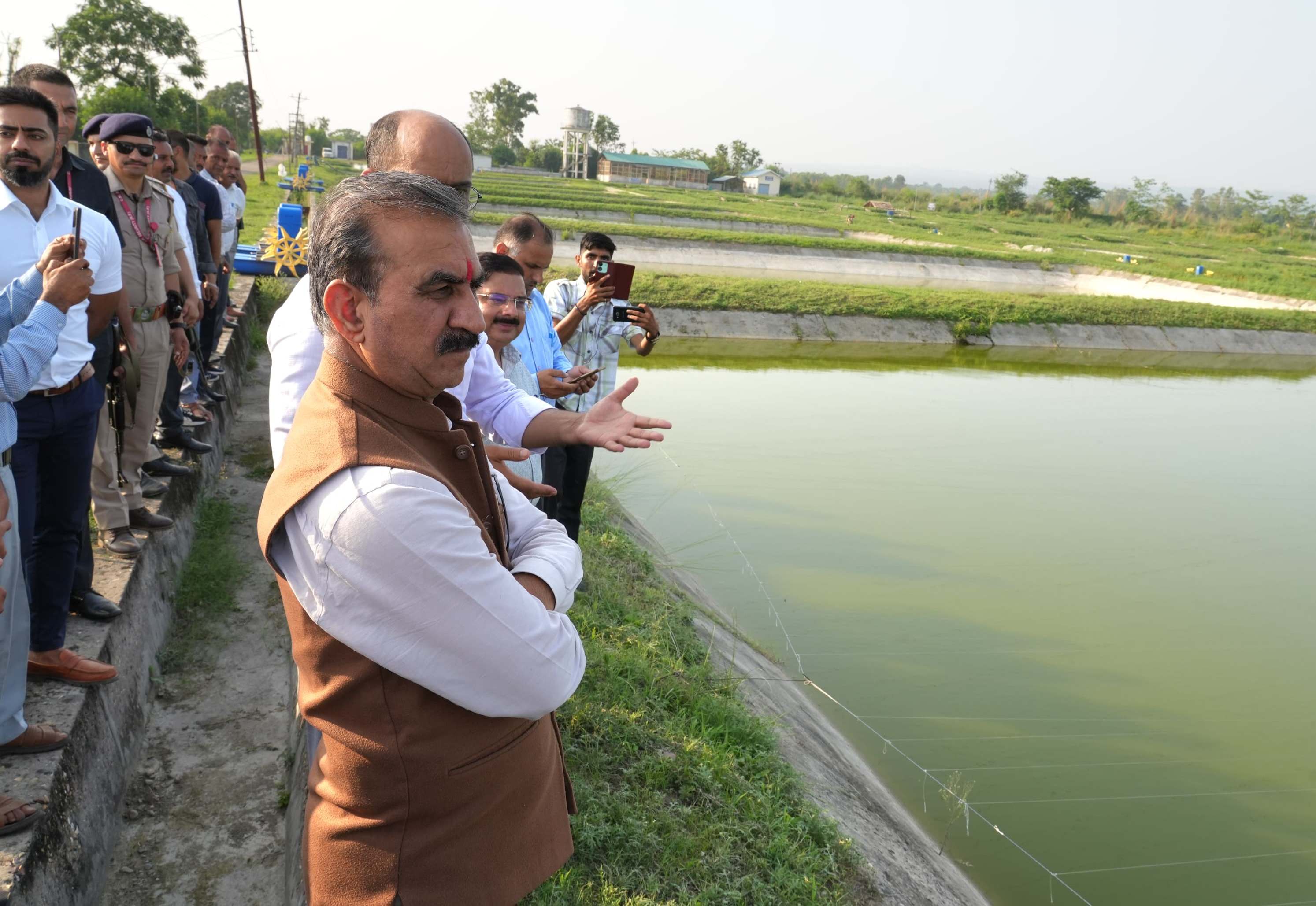 Chief Minister Carp Fisheries Scheme will strengthen the economy of farmers